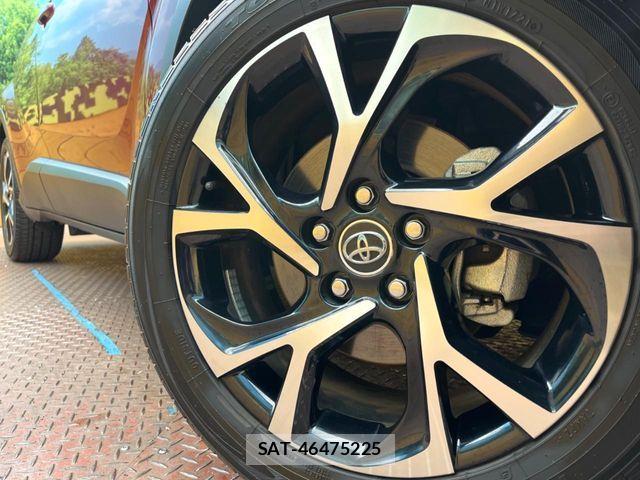 Toyota C-HR 2017-06 7216011-12
