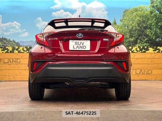 Toyota C-HR 2017-06 7216011-14