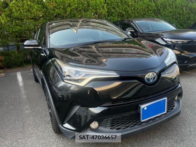 Toyota C-HR 2017-02 7216005-0