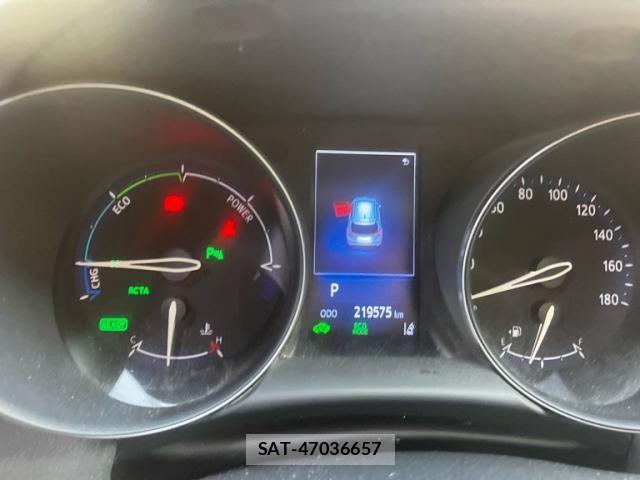 Toyota C-HR 2017-02 7216005-21