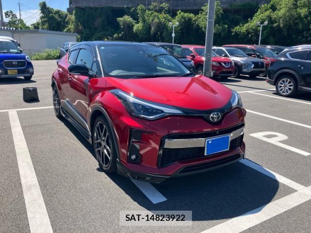 Toyota C-HR 2022-05 7216060-1