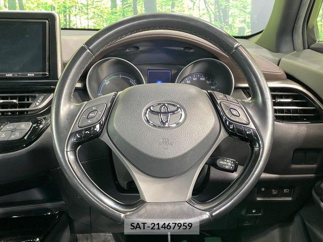 Toyota C-HR 2017-12 7216023-10