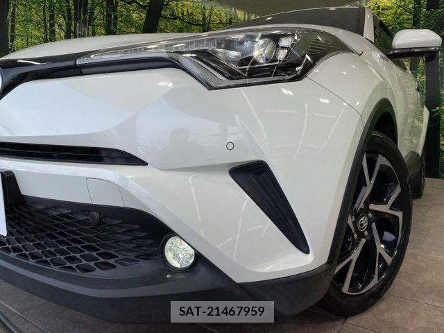 Toyota C-HR 2017-12 7216023-11