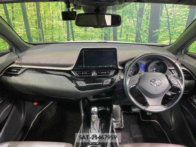 Toyota C-HR 2017-12 7216023-1