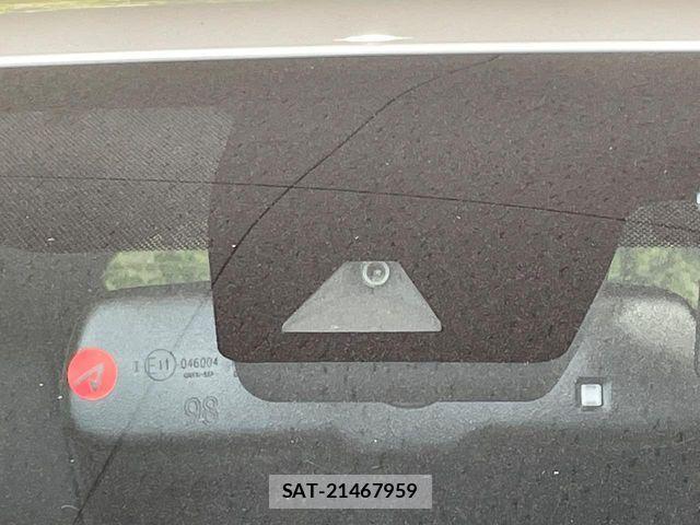Toyota C-HR 2017-12 7216023-2