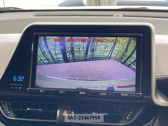 Toyota C-HR 2017-12 7216023-4