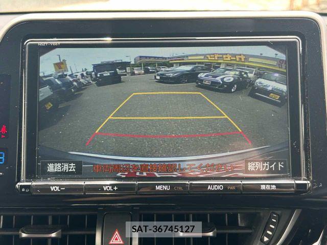 Toyota C-HR 2017-06 7216015-4