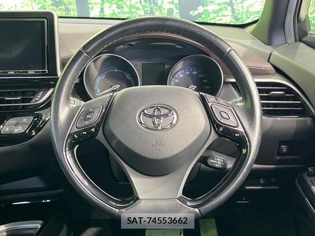 Toyota C-HR 2017-05 7216008-10