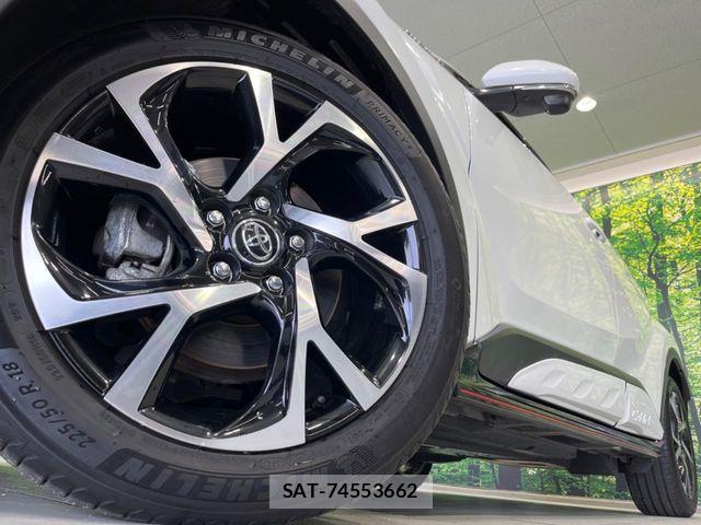Toyota C-HR 2017-05 7216008-12