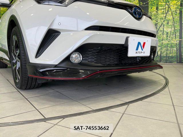 Toyota C-HR 2017-05 7216008-2