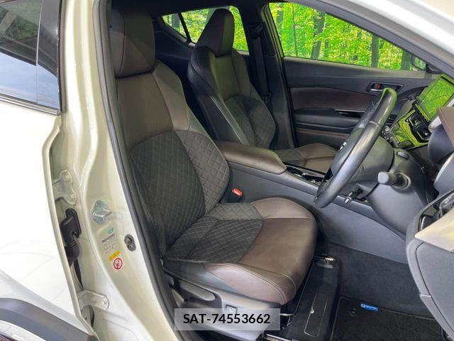 Toyota C-HR 2017-05 7216008-7