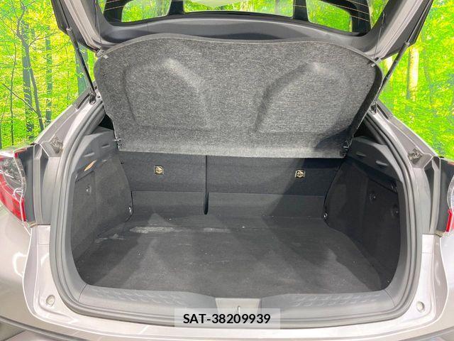 Toyota C-HR 2017-09 7216017-9