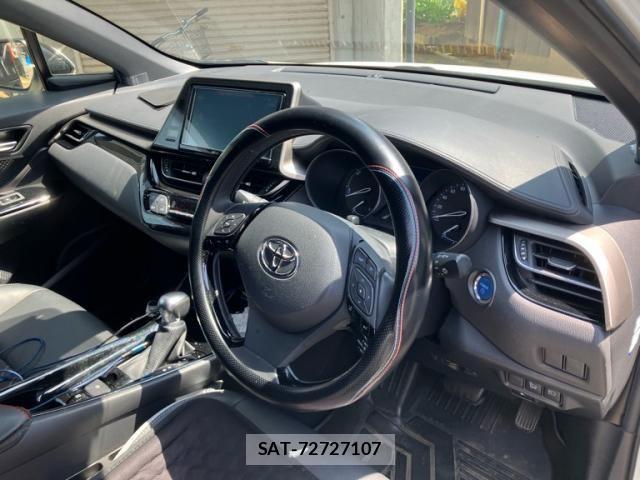 Toyota C-HR 2019-03 7216043-10