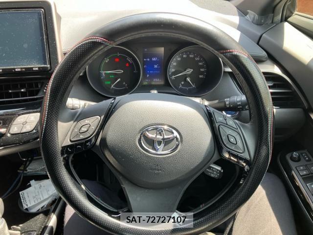 Toyota C-HR 2019-03 7216043-13