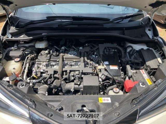 Toyota C-HR 2019-03 7216043-24