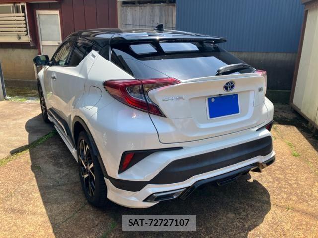 Toyota C-HR 2019-03 7216043-6