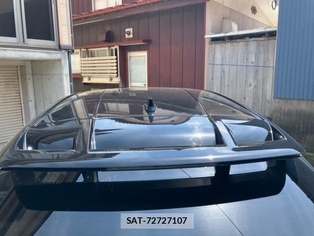 Toyota C-HR 2019-03 7216043-7