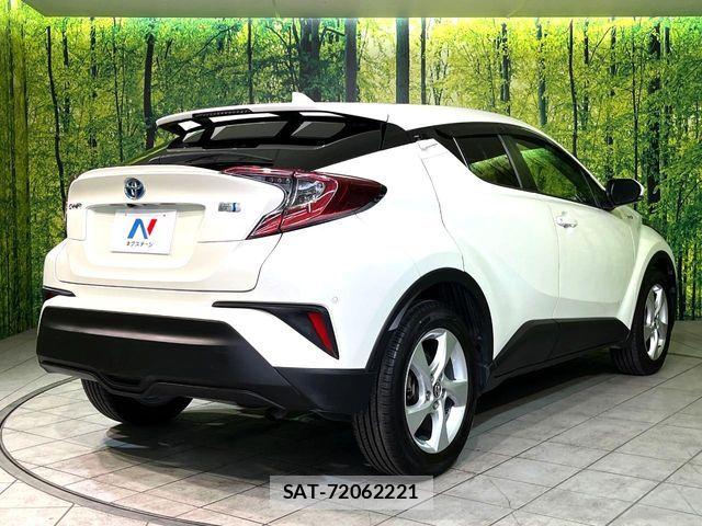 Toyota C-HR 2018-12 7216034-16