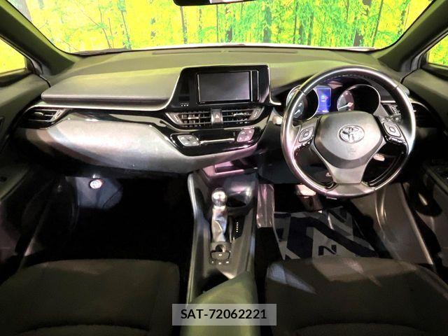 Toyota C-HR 2018-12 7216034-1