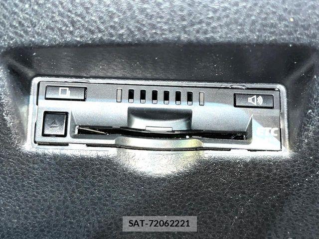 Toyota C-HR 2018-12 7216034-5