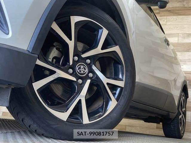 Toyota C-HR 2017-11 7216018-18