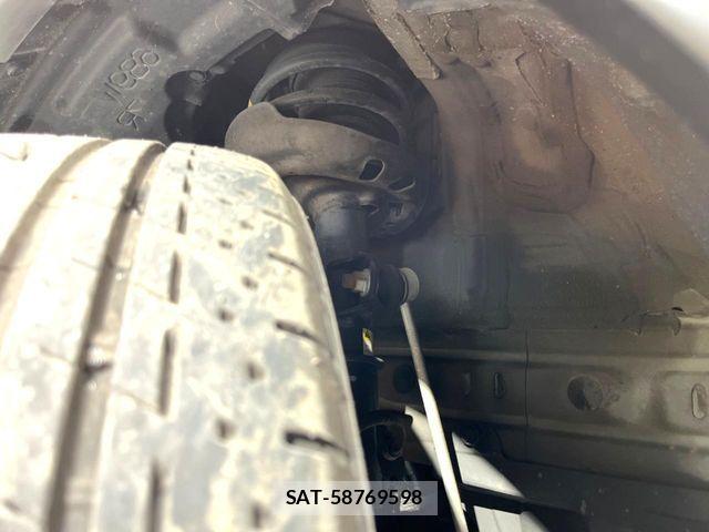 Toyota C-HR 2019-06 7216044-19
