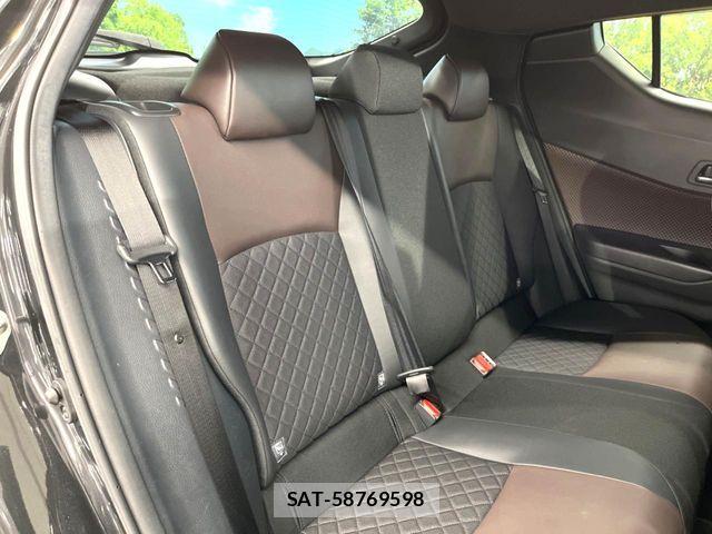 Toyota C-HR 2019-06 7216044-8