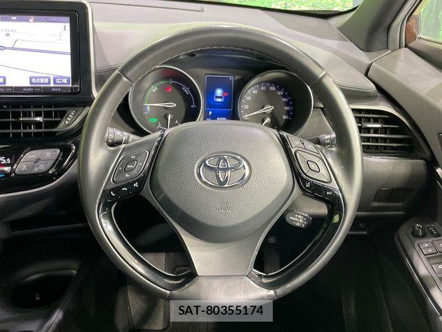 Toyota C-HR 2018-08 7216031-10