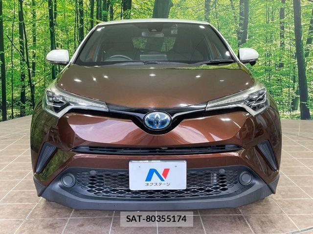 Toyota C-HR 2018-08 7216031-13