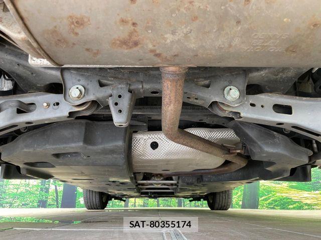 Toyota C-HR 2018-08 7216031-18
