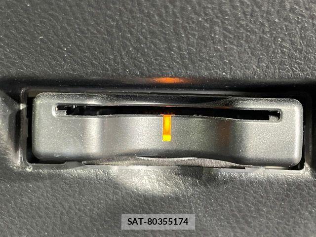 Toyota C-HR 2018-08 7216031-6