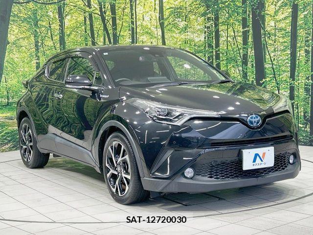 Toyota C-HR 2018-03 7216028-15