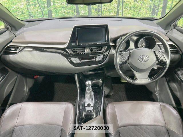 Toyota C-HR 2018-03 7216028-1