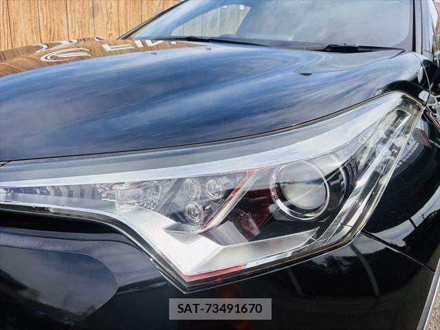Toyota C-HR 2017-07 7216014-18