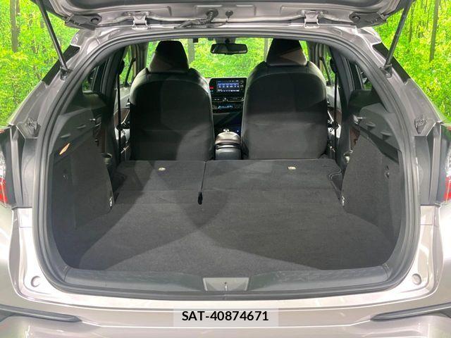 Toyota C-HR 2017-06 7250140-9