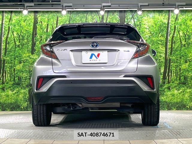 Toyota C-HR 2017-06 7250140-14