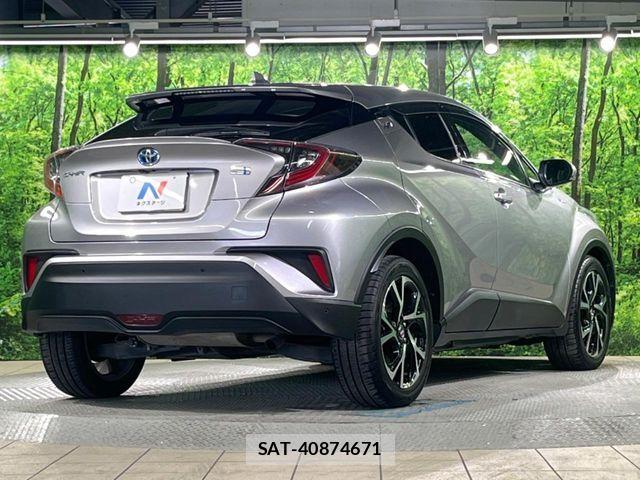 Toyota C-HR 2017-06 7250140-16