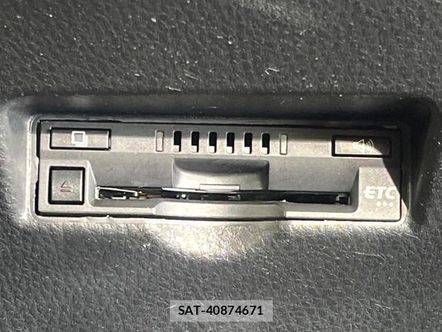 Toyota C-HR 2017-06 7250140-4