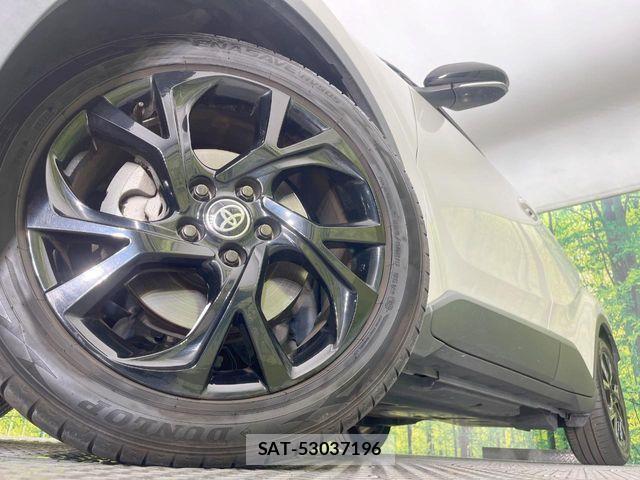 Toyota C-HR 2020-11 7250125-12