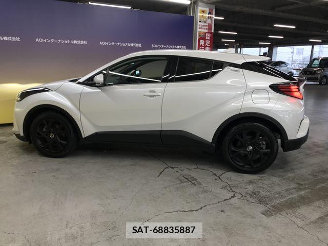 Toyota C-HR 2022-12 7250122-3