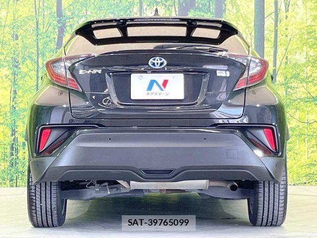 Toyota C-HR 2017-12 7250132-14