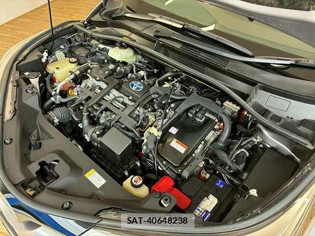 Toyota C-HR 2017-02 7250127-19
