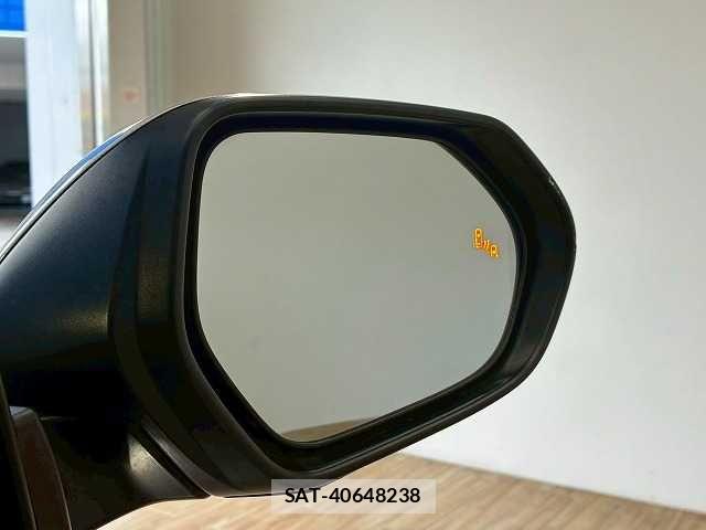 Toyota C-HR 2017-02 7250127-6