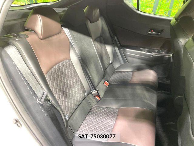 Toyota C-HR 2019-01 7250128-10