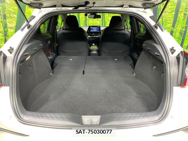 Toyota C-HR 2019-01 7250128-11