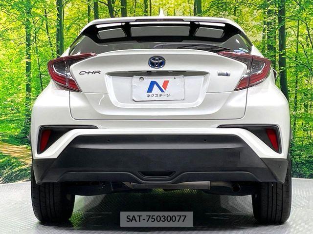 Toyota C-HR 2019-01 7250128-16