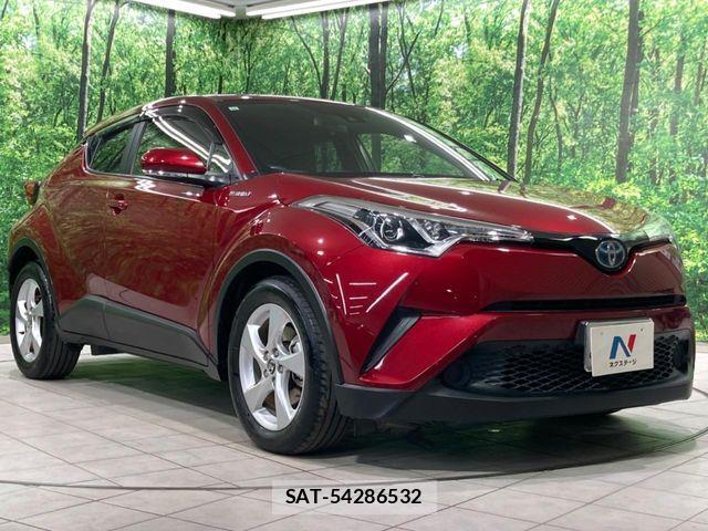 Toyota C-HR 2017-11 7250137-15