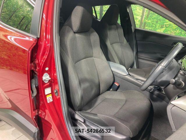 Toyota C-HR 2017-11 7250137-7