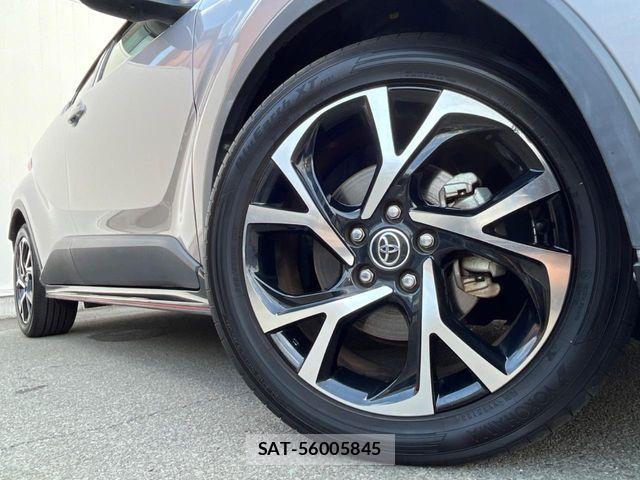 Toyota C-HR 2018-11 7250129-12