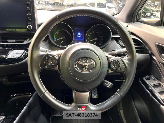 Toyota C-HR 2019-12 7250118-10